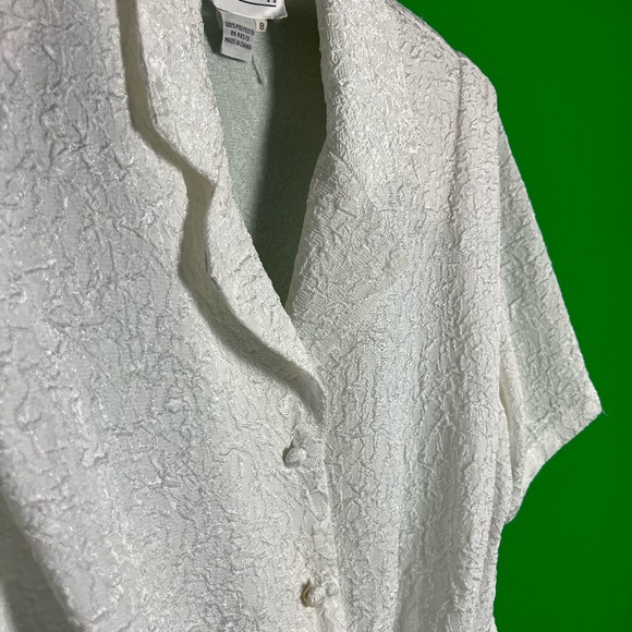 VINTAGE!!! Cinched White and Lace Short Sleeve Blazer Top! ONE OF ONE! - Picture 14 of 16